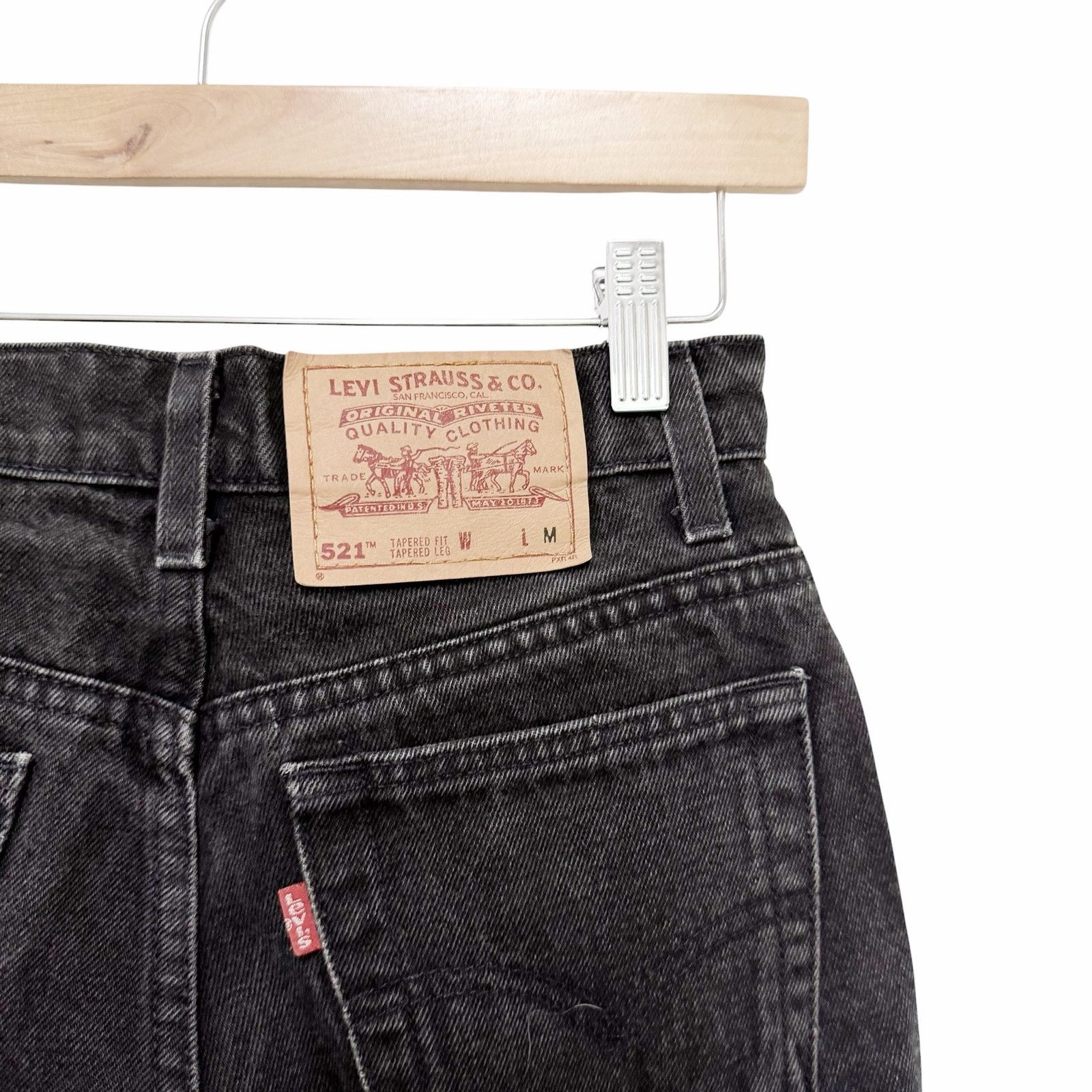 Levi's Vintage Levis 521 Black Tapered Leg High Waisted Jeans Sz 24 Size 24" / US 00 / IT 34 - 6 Thumbnail
