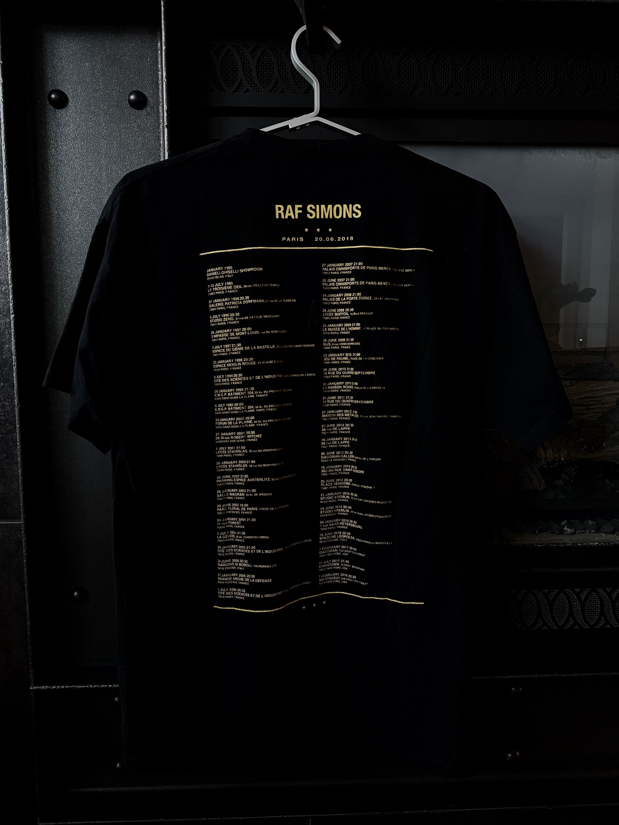Raf Simons Raf Simons Paris Runway T Shirt! US Men's L Size US L / EU 52-54 / 3 - 7 Thumbnail