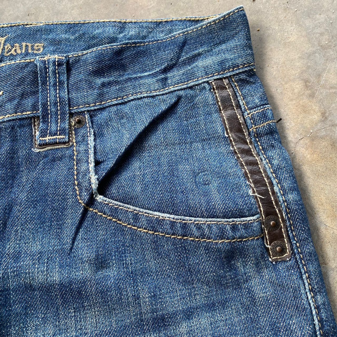 Guess 💥Flare💥Vintage Guess Jeans Denim Size US 33 - 10 Thumbnail