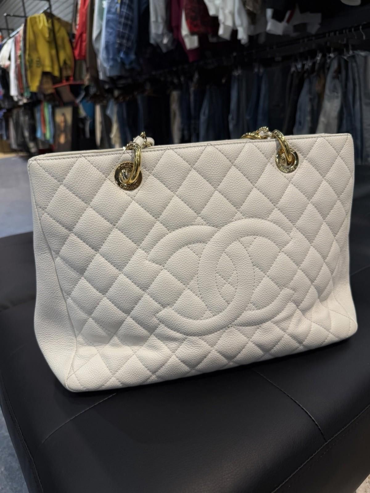 Chanel CHANEL CAVIAR QUILTED LARGE SHOPPING TOTE SHOULDER BAG WHITE Size ONE SIZE - 5 Thumbnail