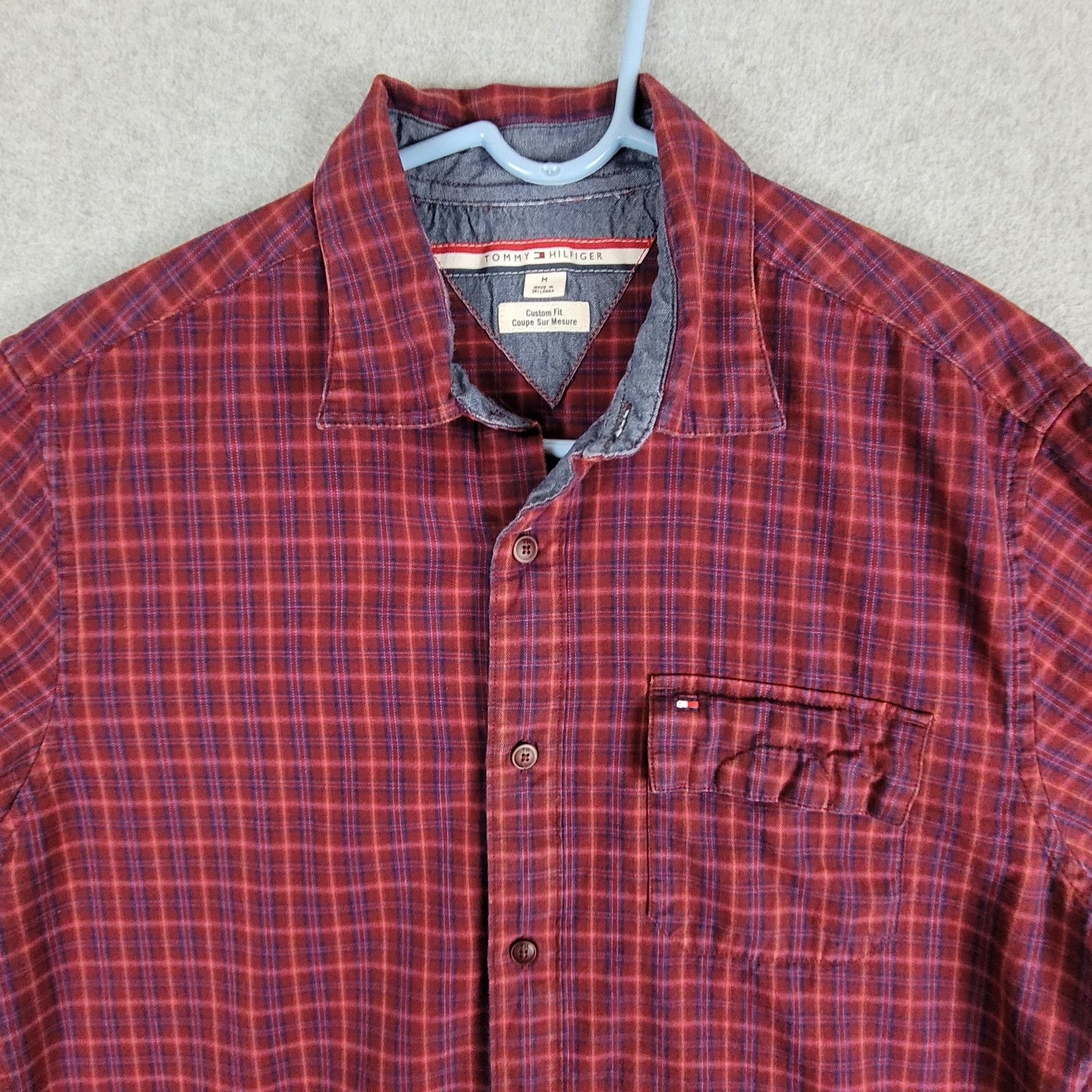 Tommy Hilfiger Tommy Hilfiger Shirt Medium Button Down Roll Tab Sleeves Size US M / EU 48-50 / 2 - 3 Thumbnail