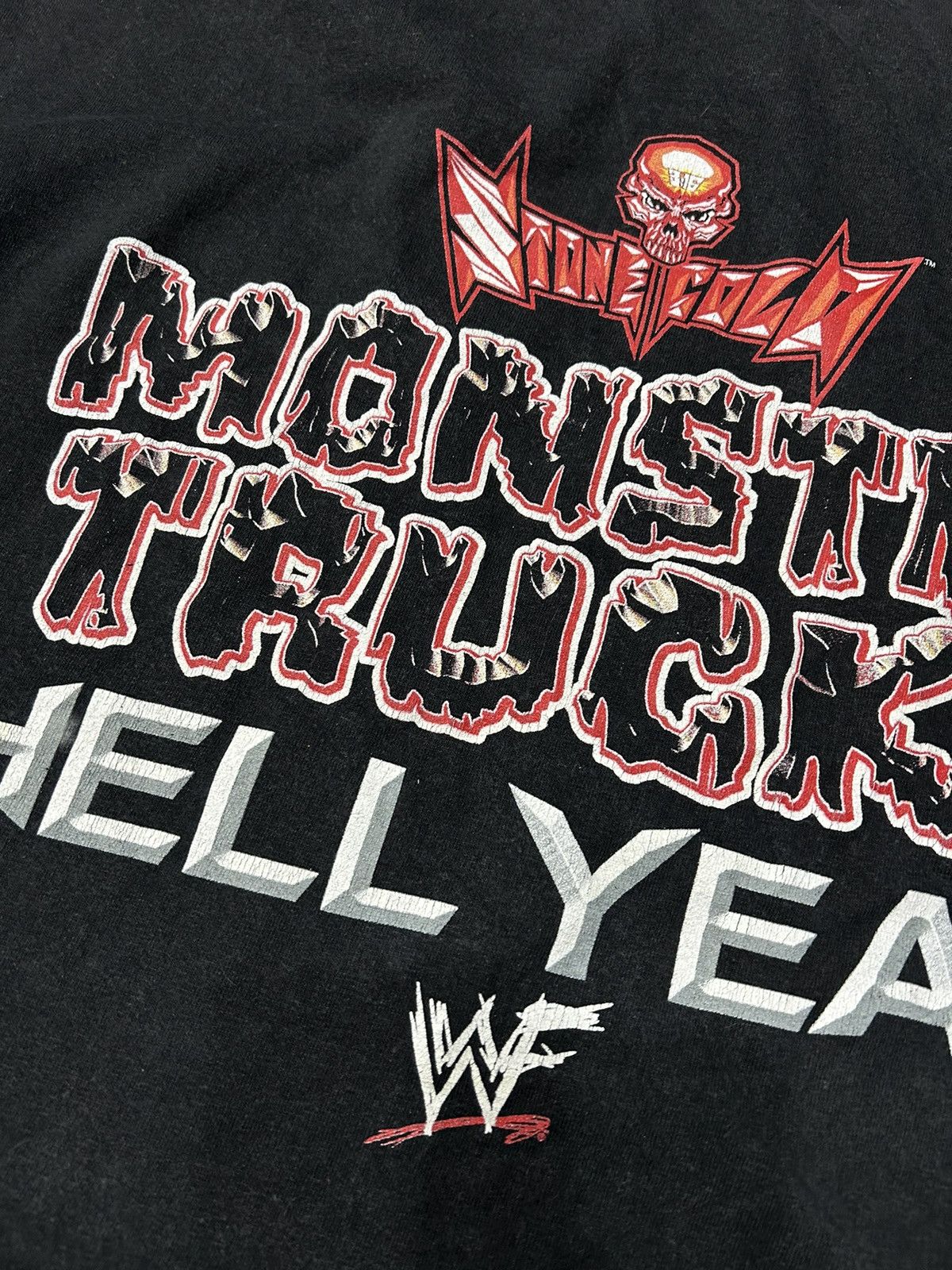 Vintage Stone Cold Steve Austin Monster Truck T Shirt Size US L / EU 52-54 / 3 - 14 Thumbnail
