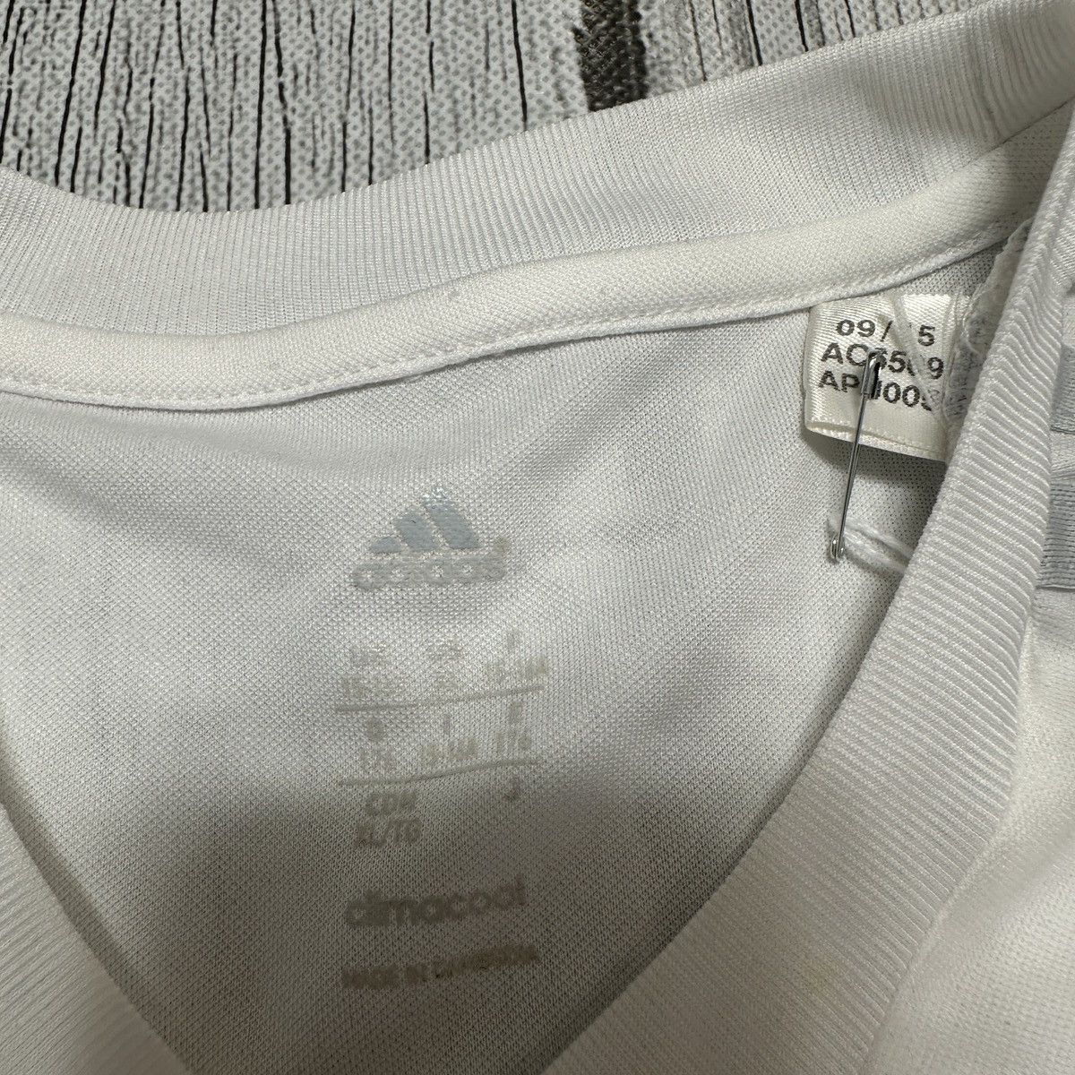 Adidas Real Madrid training shirt Size US S / EU 44-46 / 1 - 4 Thumbnail