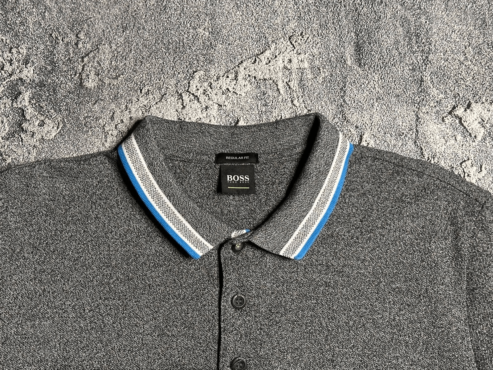 Hugo Boss Hugo Boss men's polo L Size US L / EU 52-54 / 3 - 3 Thumbnail