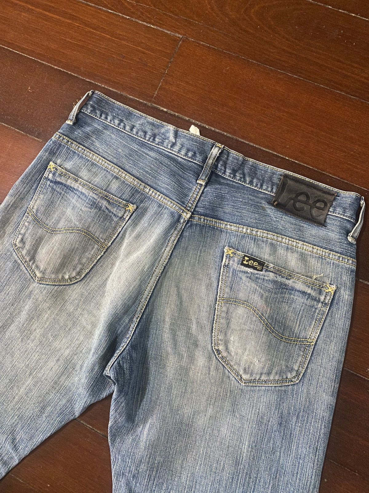Lee Vintage Lee Distressed Faded ripped Denim Jeans flare Size US 36 / EU 52 - 13 Thumbnail