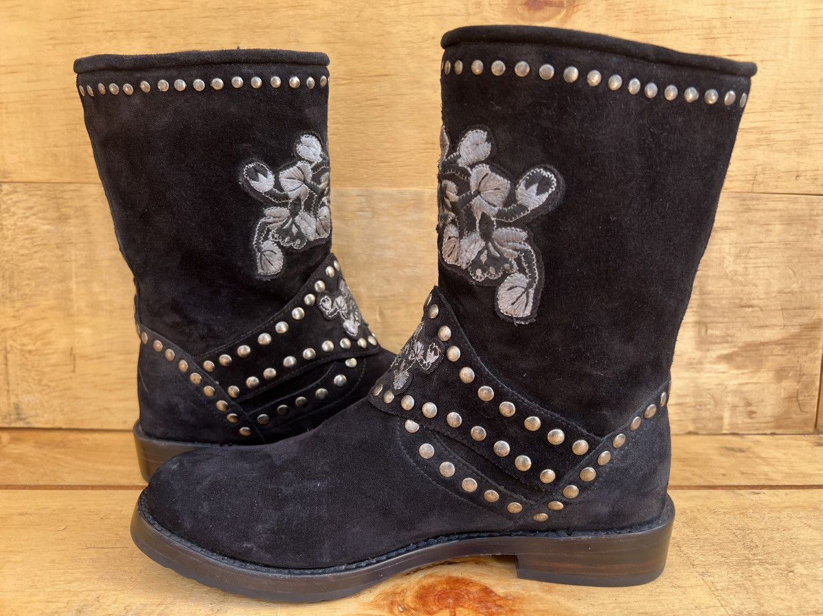 Frye Frye Women's NAT Flower Black Suede Engineer Boots Size US 7 / IT 37 - 9 Thumbnail