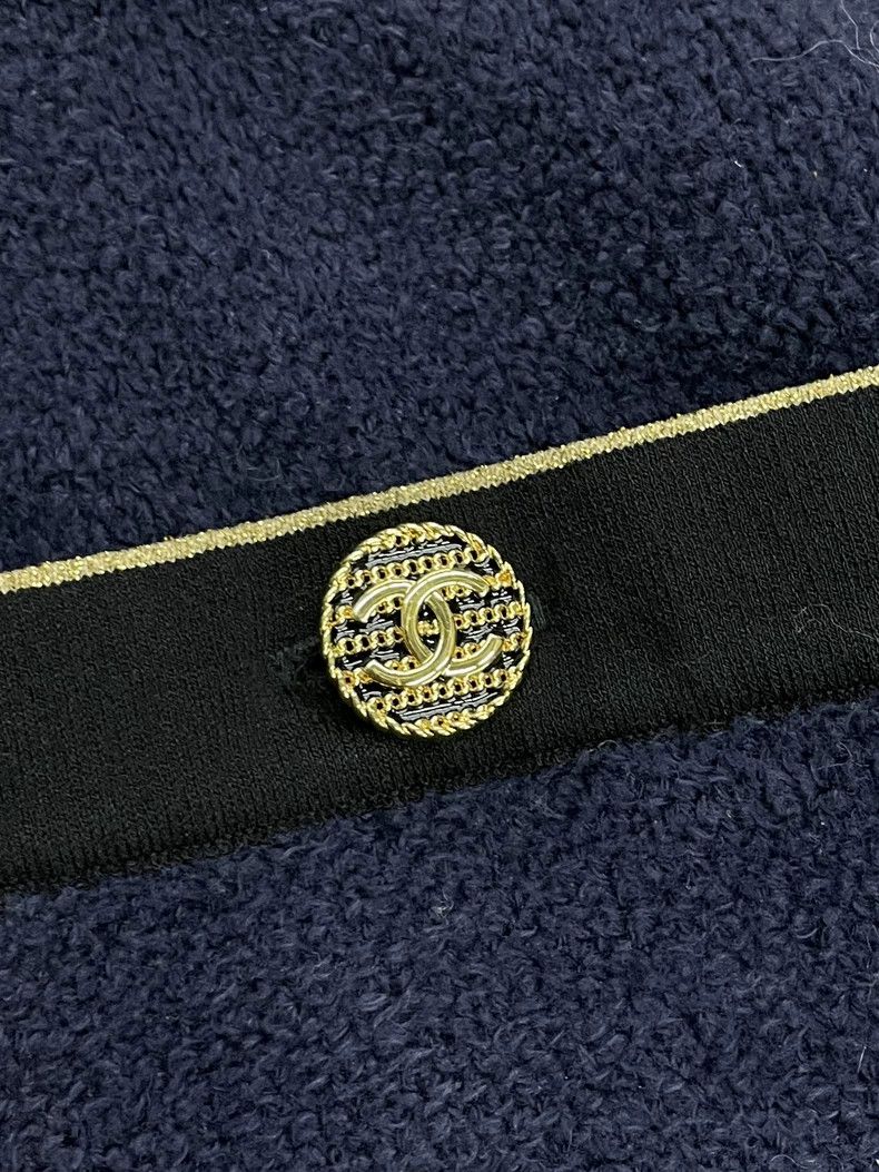 Chanel Chanel Blue gold-edged towel trousers Size 25" / US 0 / IT 36 - 2 Thumbnail