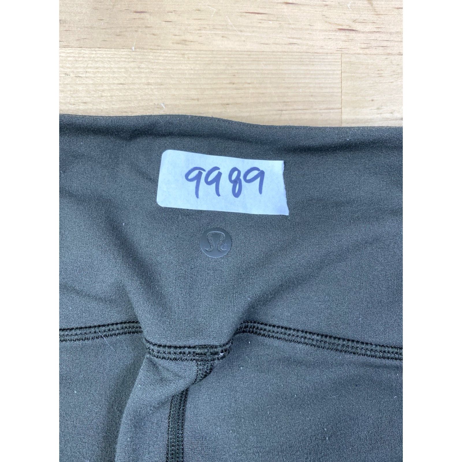 Lululemon Lululemon Cropped Leggings Womens 8 Green Activewear Gym Yoga #9989 Size 30" / US 8 / IT 44 - 2 Thumbnail