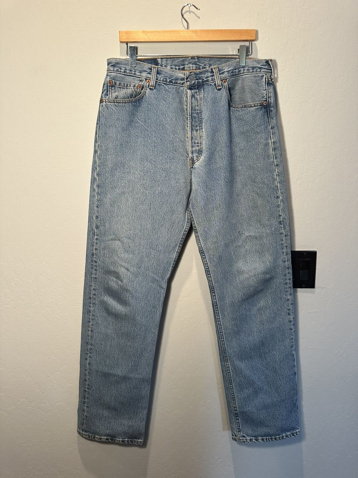 Vintage MADE IN USA Button Fly Levi’s 501 Denim Jeans