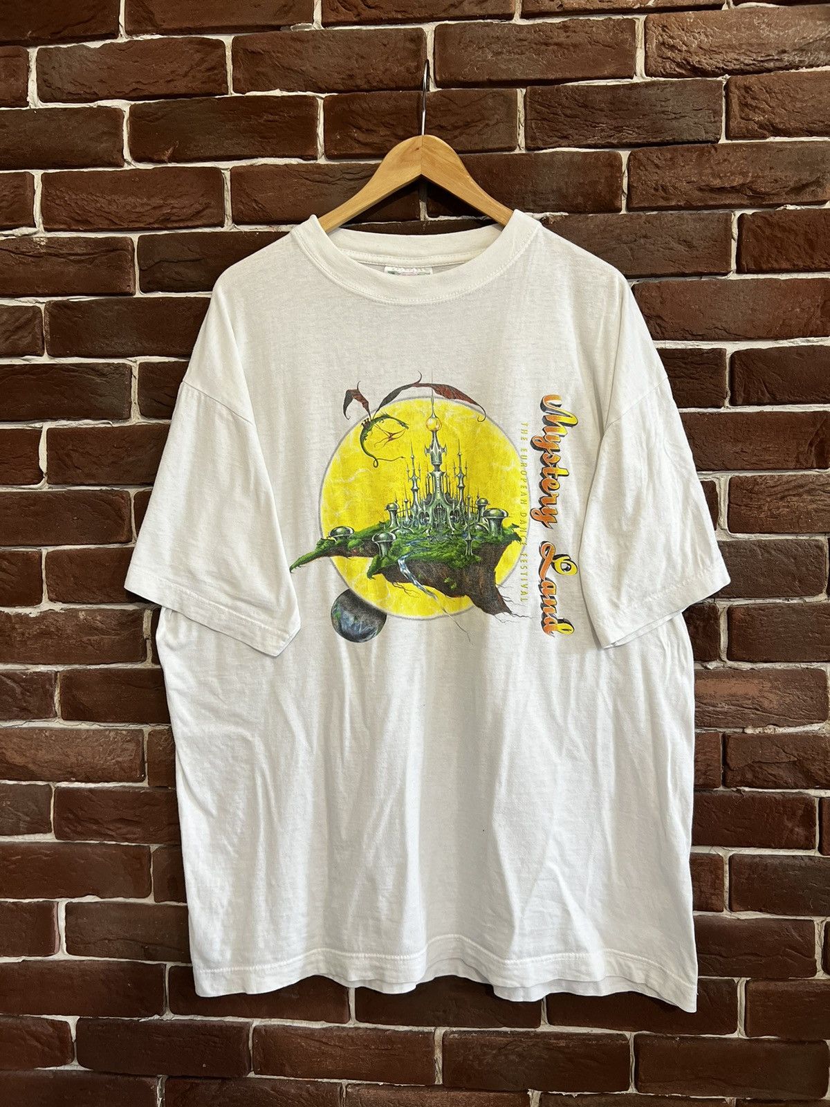 Band Tees × Thunderdome × Vintage Vintage 1997 Mysteryland Gabber Trance Thunderdome Band Tee Size US XL / EU 56 / 4 - 1 Thumbnail