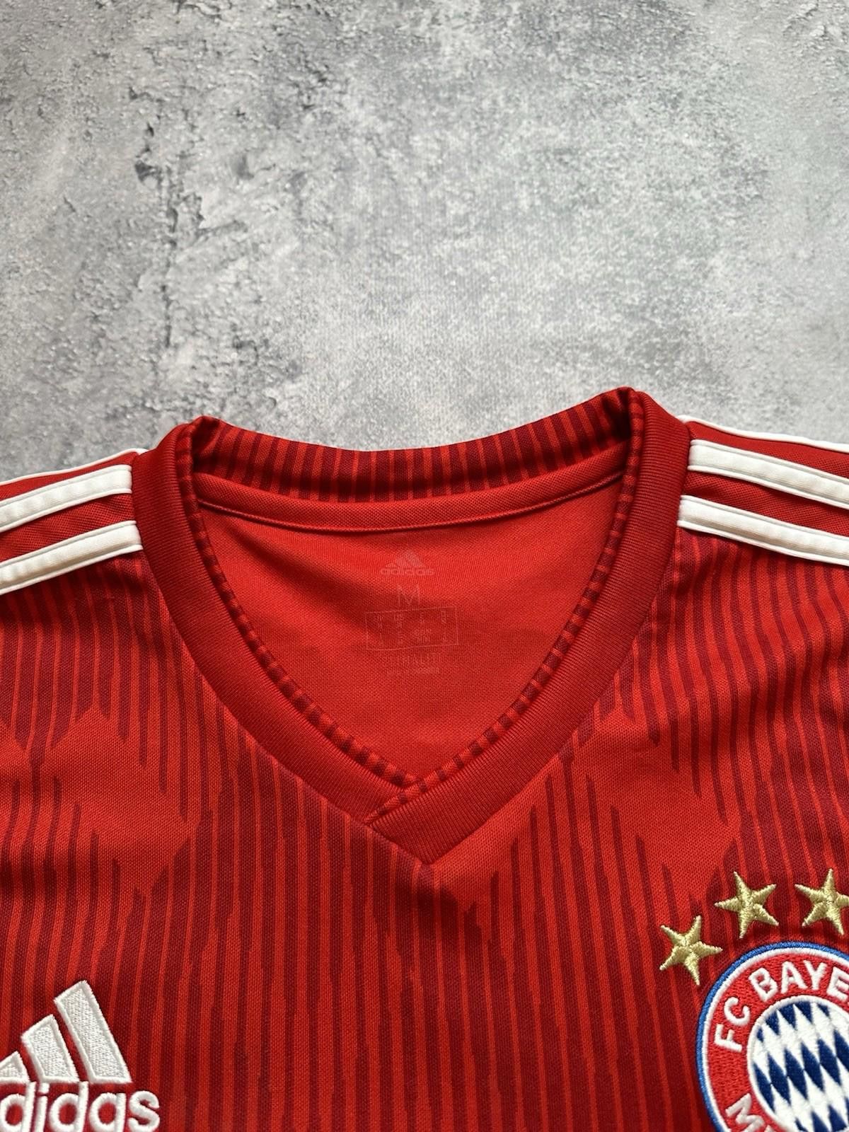 Adidas KIMMICH #32 BAYERN MUNICH 2018 SHIRT FOOTBALL SOCCER JERSEY Size US M / EU 48-50 / 2 - 3 Thumbnail