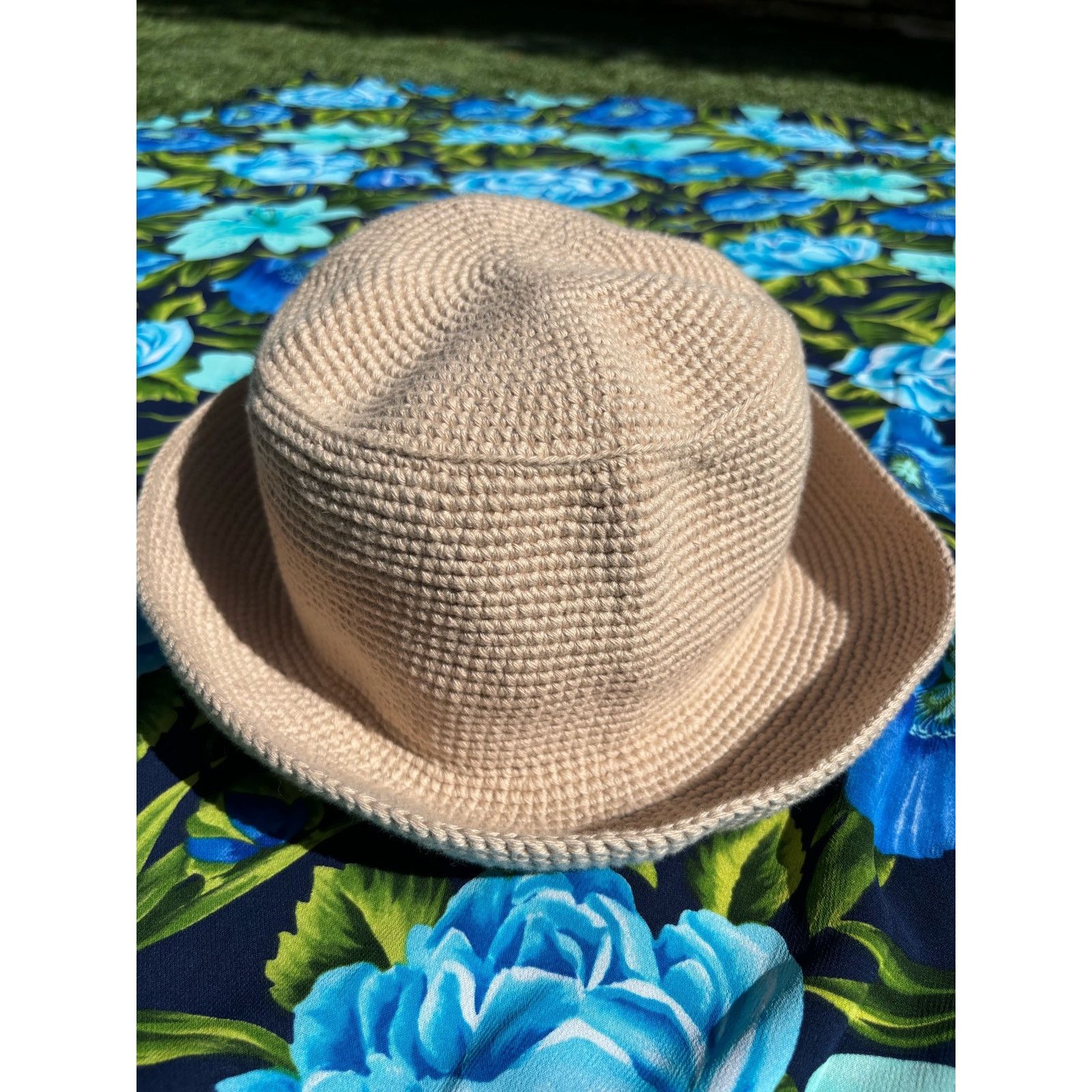 & Other Stories Shxt That Knit Beige Bucket Hat Size ONE SIZE - 3 Thumbnail