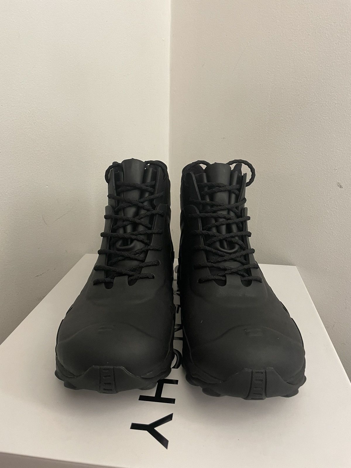 Givenchy Bogs lace up boots in rubber and neoprene Size US 11 / EU 44 - 3 Thumbnail