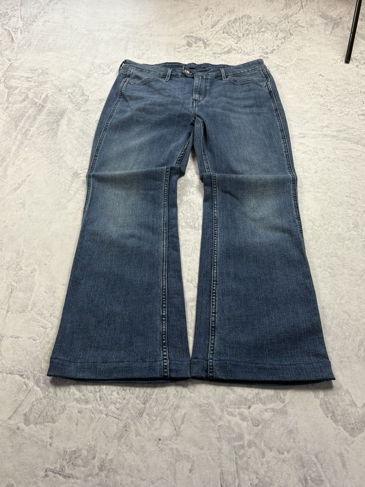 Levi's VINTAGE LEVIS SAN FRANCISCO BOOTCUT FLARED WASHED Size US 33 - 1 Thumbnail