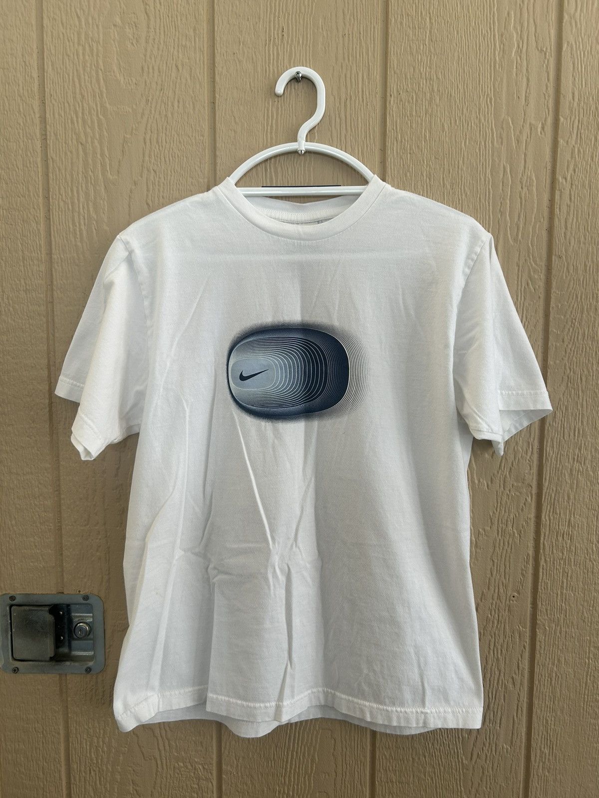 Nike Nike Graphic Tee Size US M / EU 48-50 / 2 - 1 Thumbnail