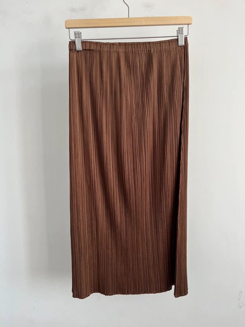 Other Issey Miyake/三宅一生 size:4 Brown pleated skirt Size 30" / US 8 / IT 44 - 2 Thumbnail