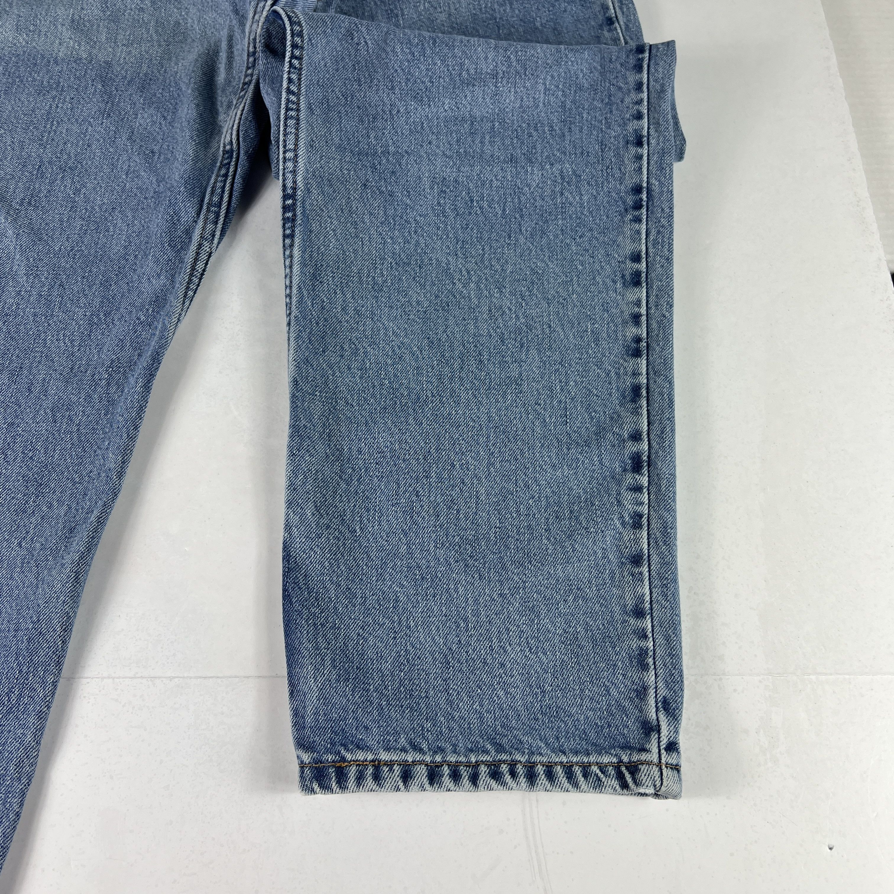Levi's × Vintage Y2K Levi's Jeans 550 Relaxed Blue Faded Cotton Denim Size US 33 - 8 Thumbnail