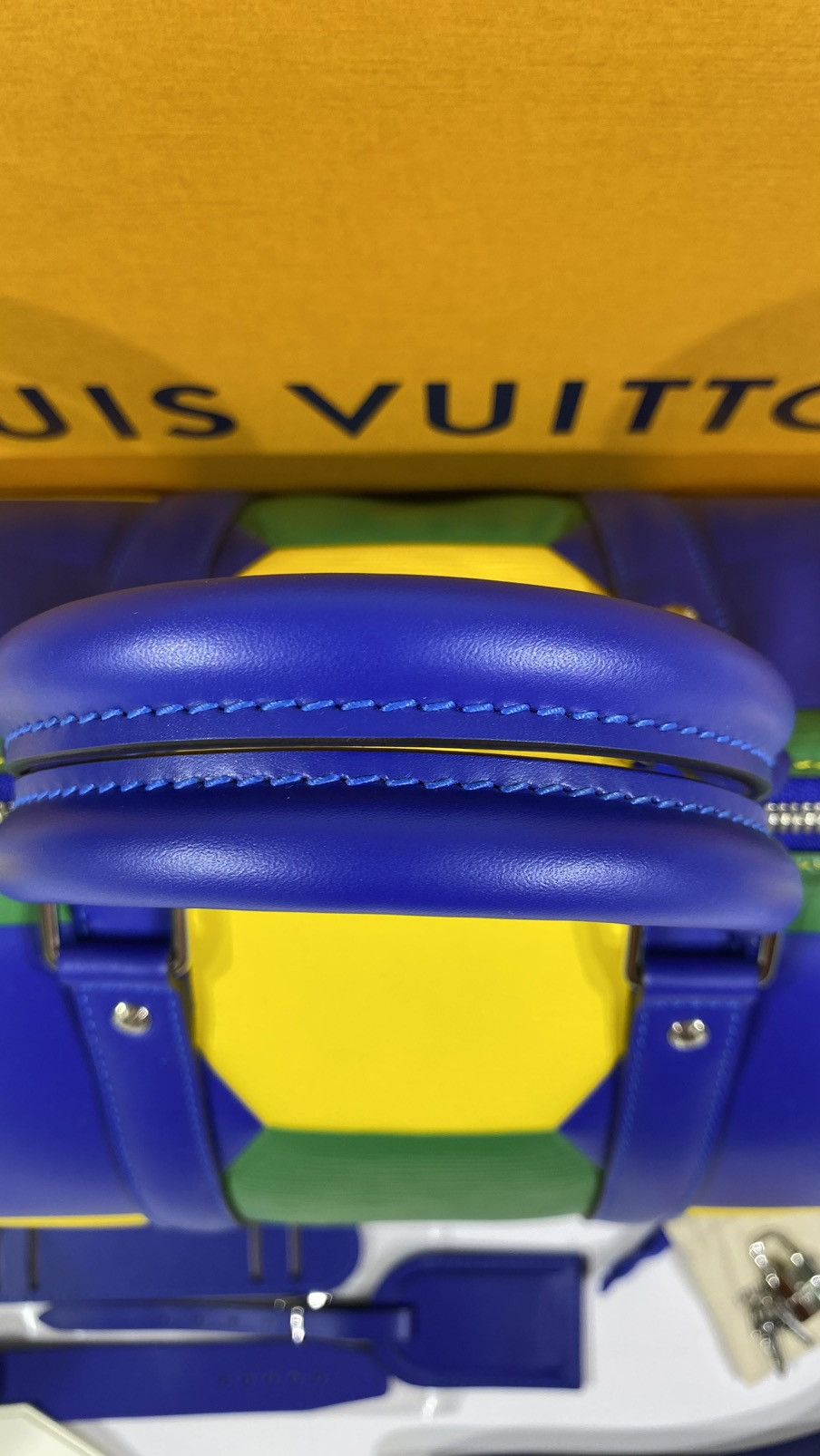 Louis Vuitton × NBA Louis Vuitton X FIFA World Cup Brazil 1 of 1 Duffel Keepall Size ONE SIZE - 8 Thumbnail