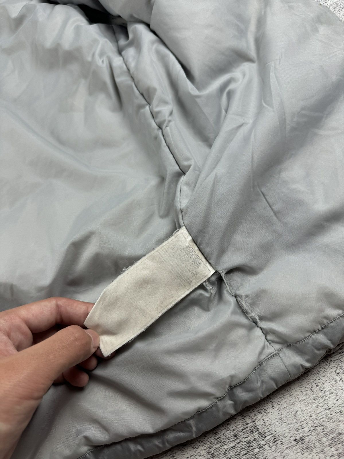 Nike Vintage 90S-OOS Rare Nike Streetwear Grey Swoosh Logo Vest Size US S / EU 44-46 / 1 - 19 Thumbnail