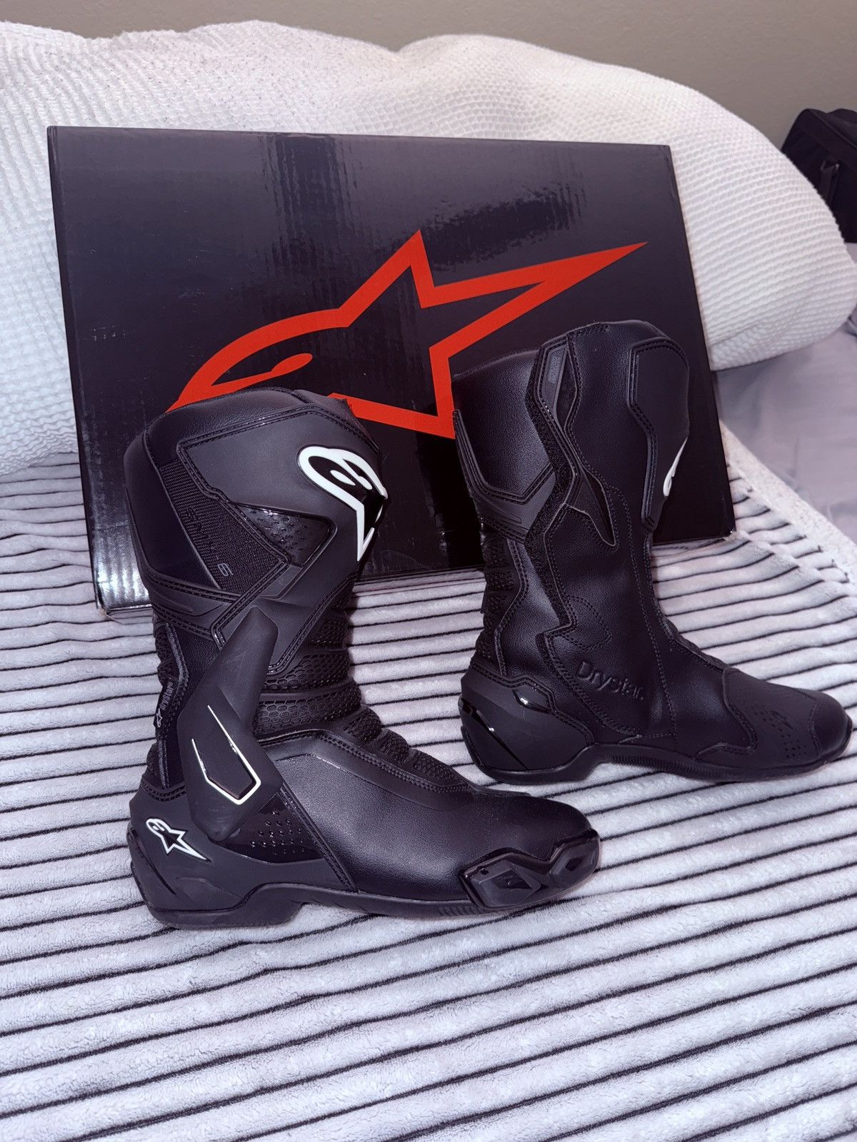 Alpinestars SMX-6 V3 Drystar® Boots Size US 8 / EU 41 - 1 Thumbnail