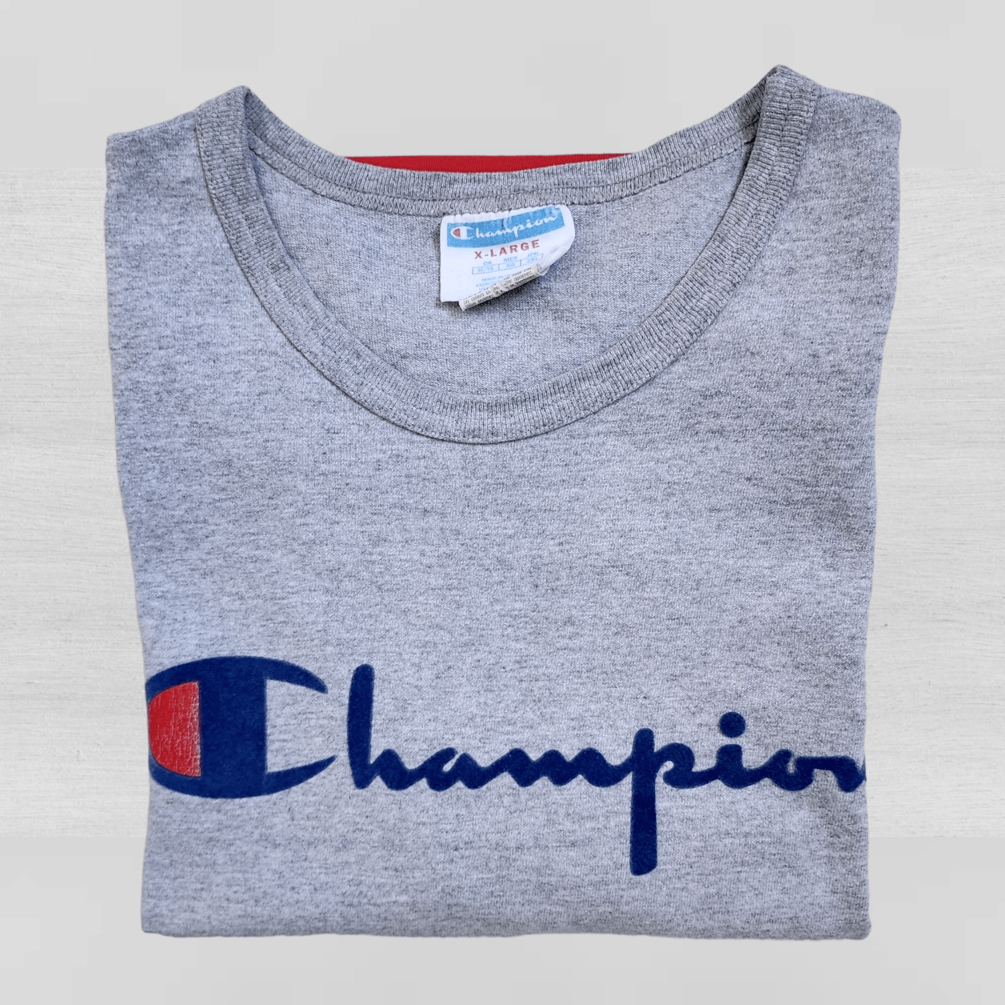 Champion Champion custom t-shirt grey-red, size XL, like new Size US XL / EU 56 / 4 - 7 Thumbnail