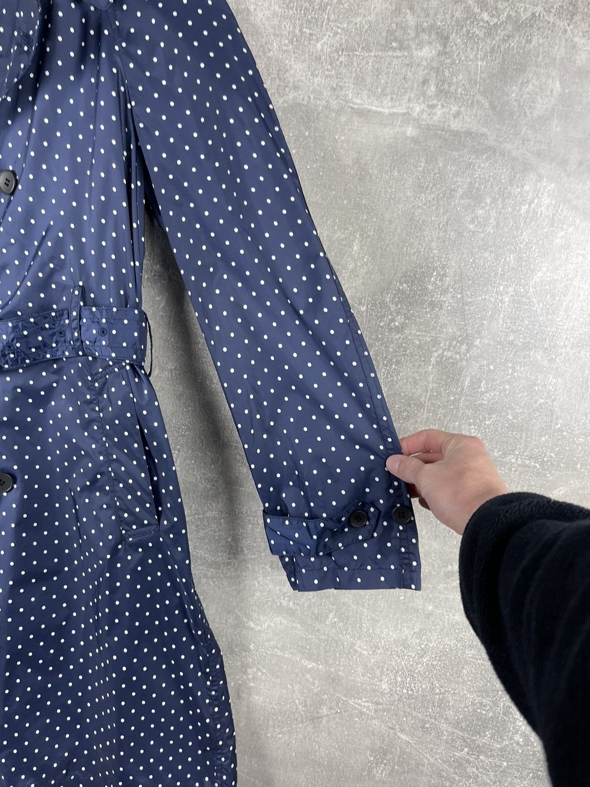 Comme des Garcons × Japanese Brand Comme Des Garcons Nylon Blue Polka Dot Belted Trench Coat Size M / US 6-8 / IT 42-44 - 4 Thumbnail