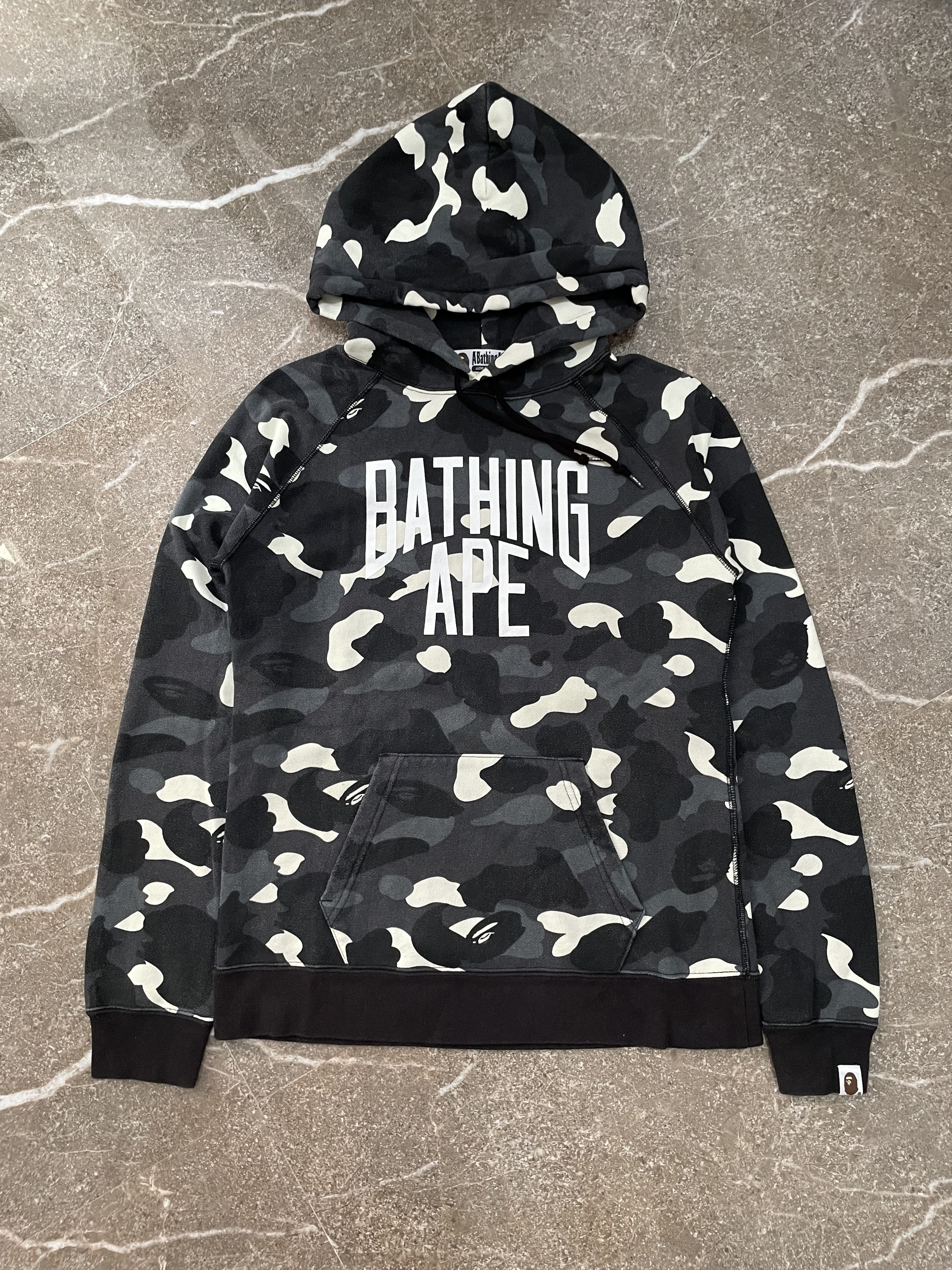 Bape City Camo NYC Logo Pullover Hoodie Size S / US 4 / IT 40 - 1 Thumbnail