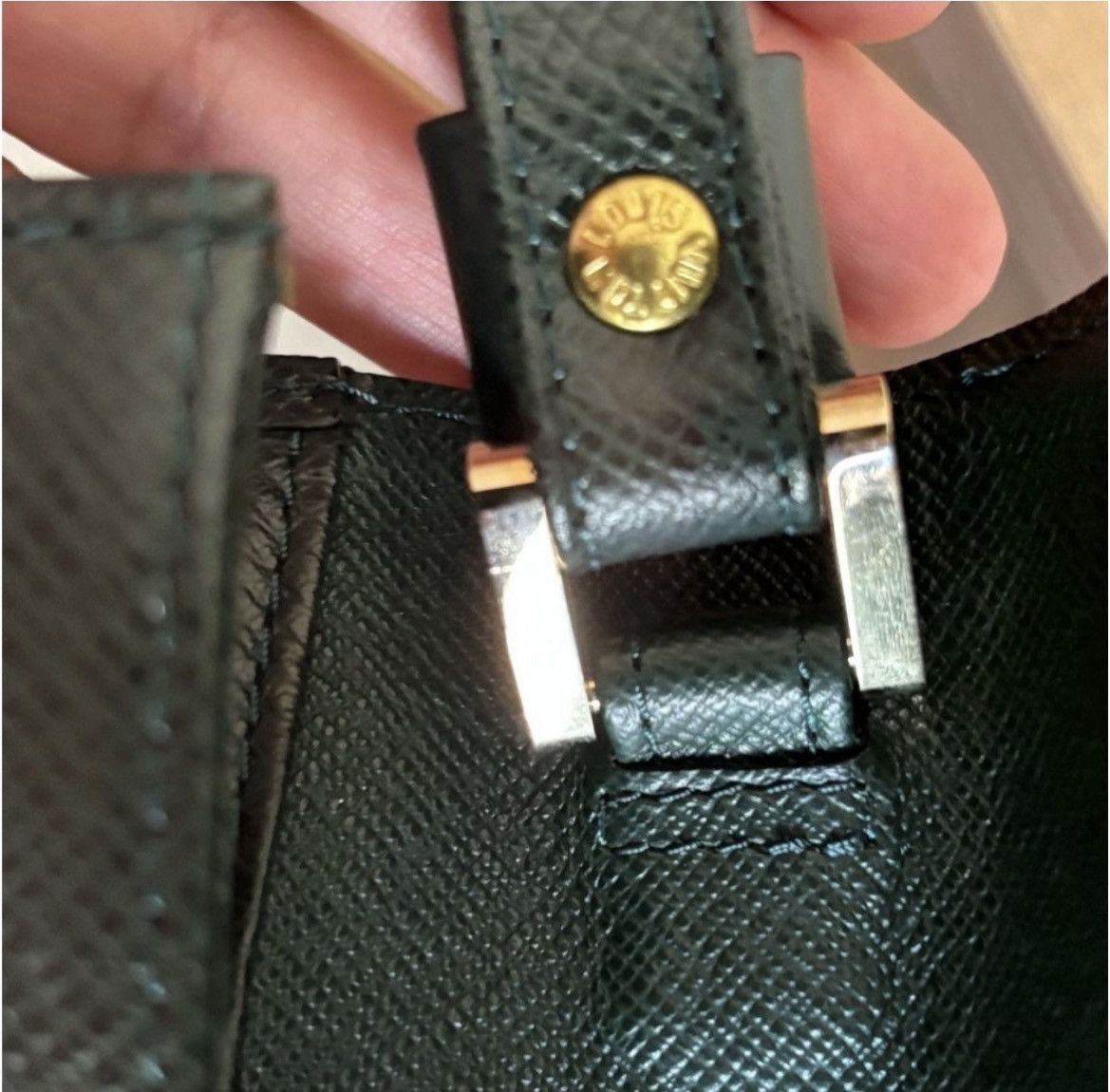 Louis Vuitton Louis Vuitton leather clutch Bag Size ONE SIZE - 8 Thumbnail