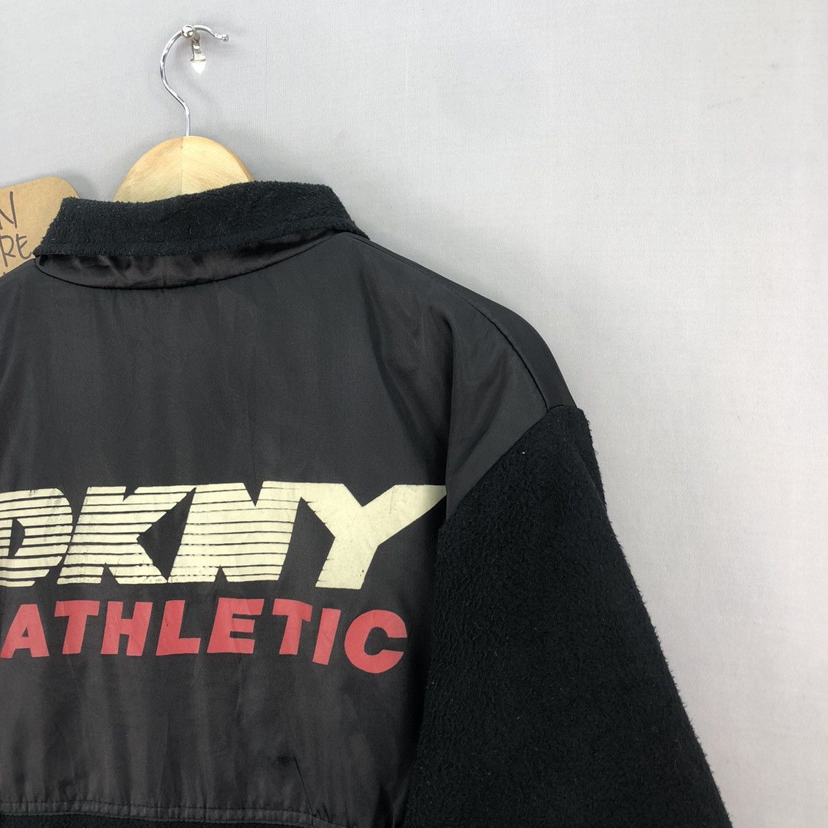 DKNY DKNY Donna Karan Back Spellout Zipper Fleece Jacket Size US XL / EU 56 / 4 - 13 Thumbnail