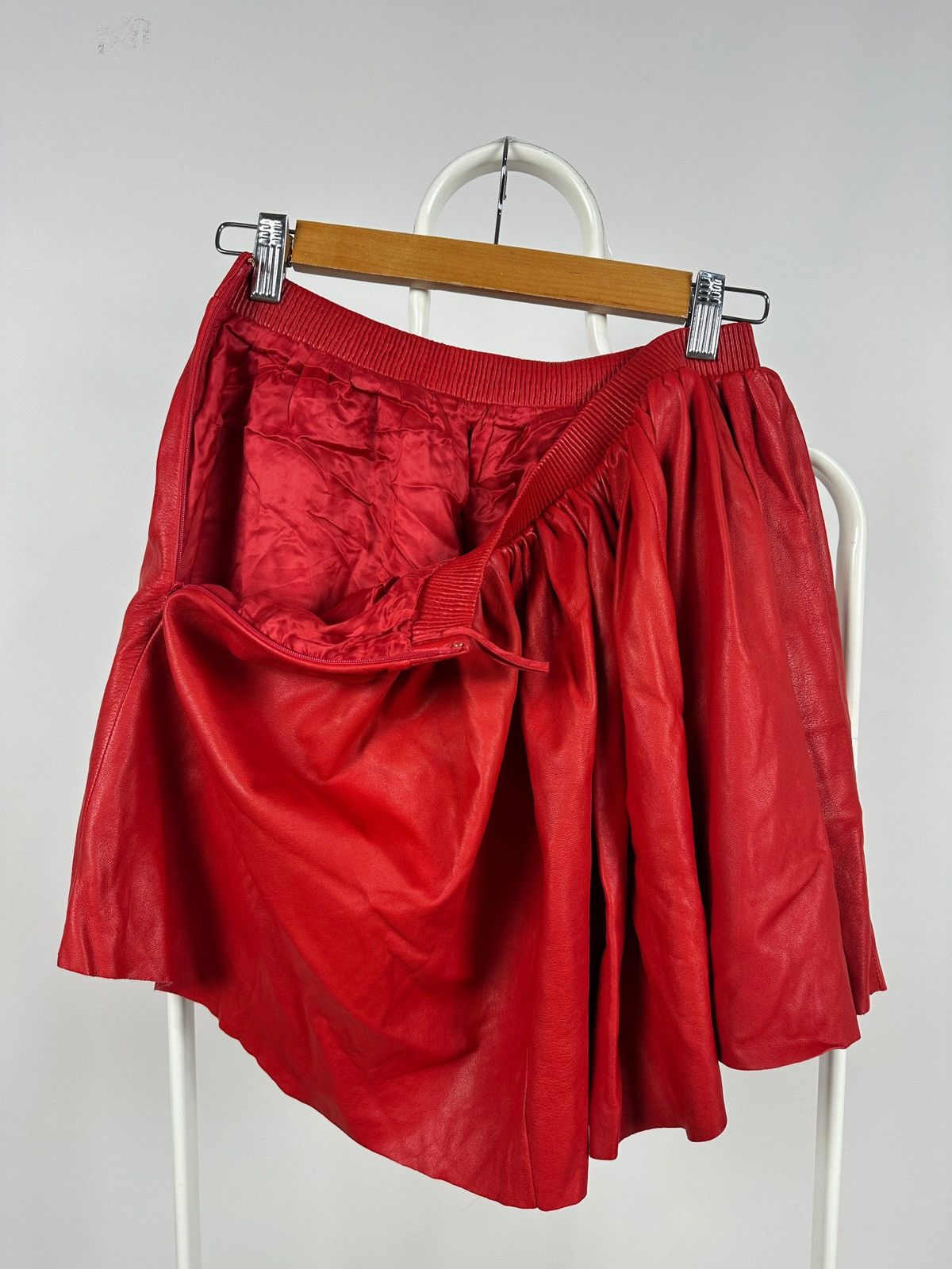 Miu Miu Miu Miu Red Leather Lambskin Mini Skirt Size 27" / US 4 / IT 40 - 15 Thumbnail