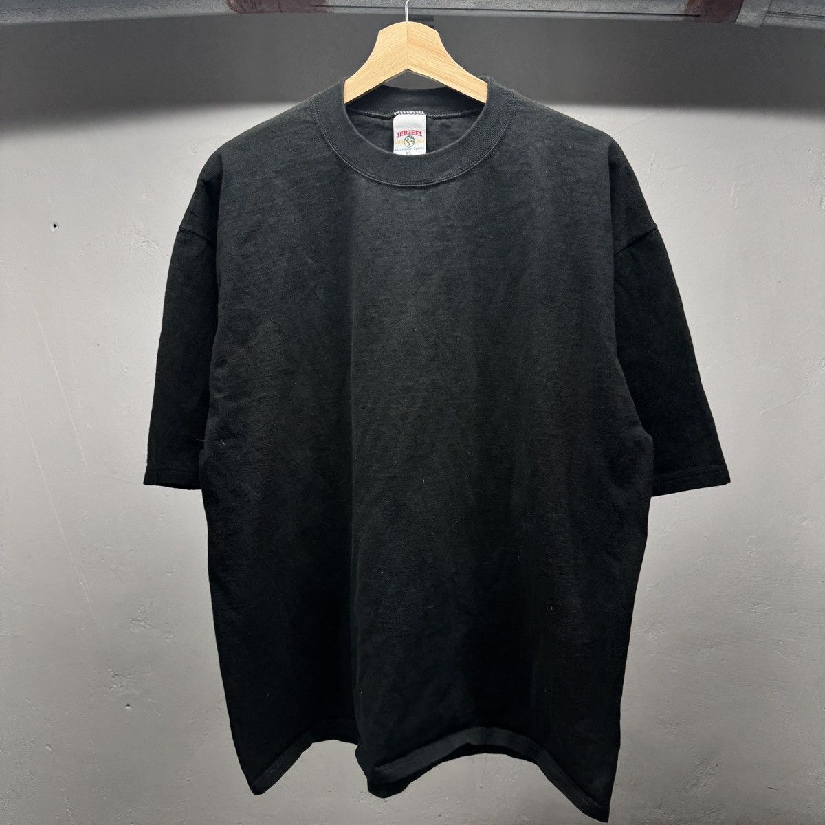 Vintage 90s Faded Black Heavyweight Blank Shirt ERD Grunge Chrome Size US XL / EU 56 / 4 - 1 Thumbnail