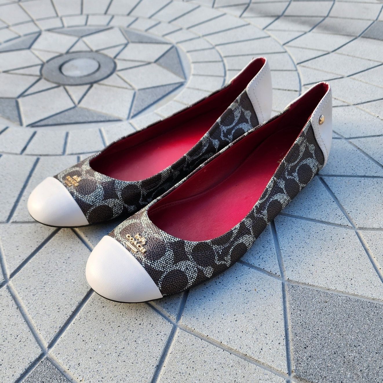Coach Coach Chelsea Colorblock Signature Leather Ballet Flats 9.5 Size US 9.5 / IT 39.5 - 2 Thumbnail