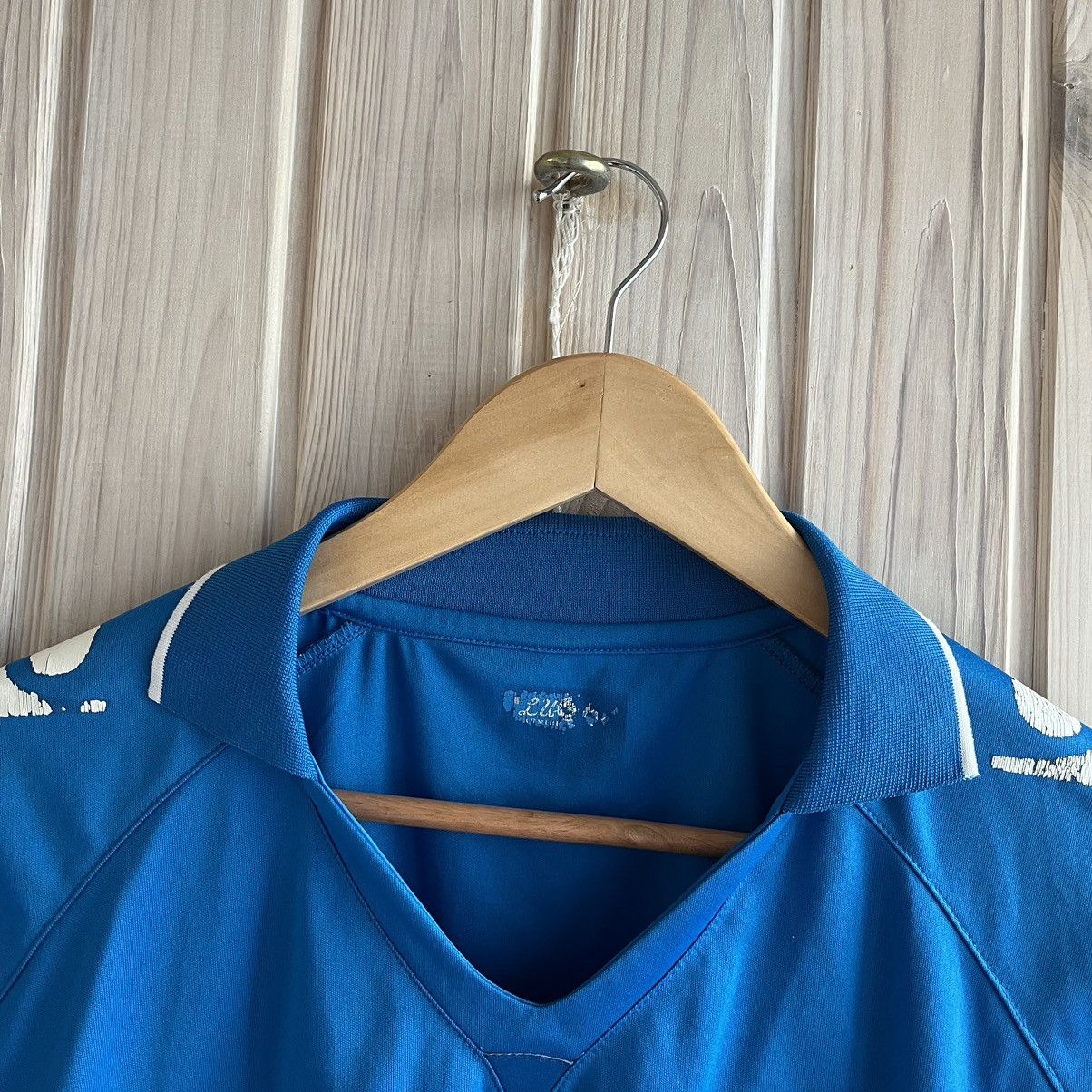 Macron × Vintage Macron Leeds United 2012/2013 Away Jersey T-Shirt Size L Size US L / EU 52-54 / 3 - 7 Thumbnail