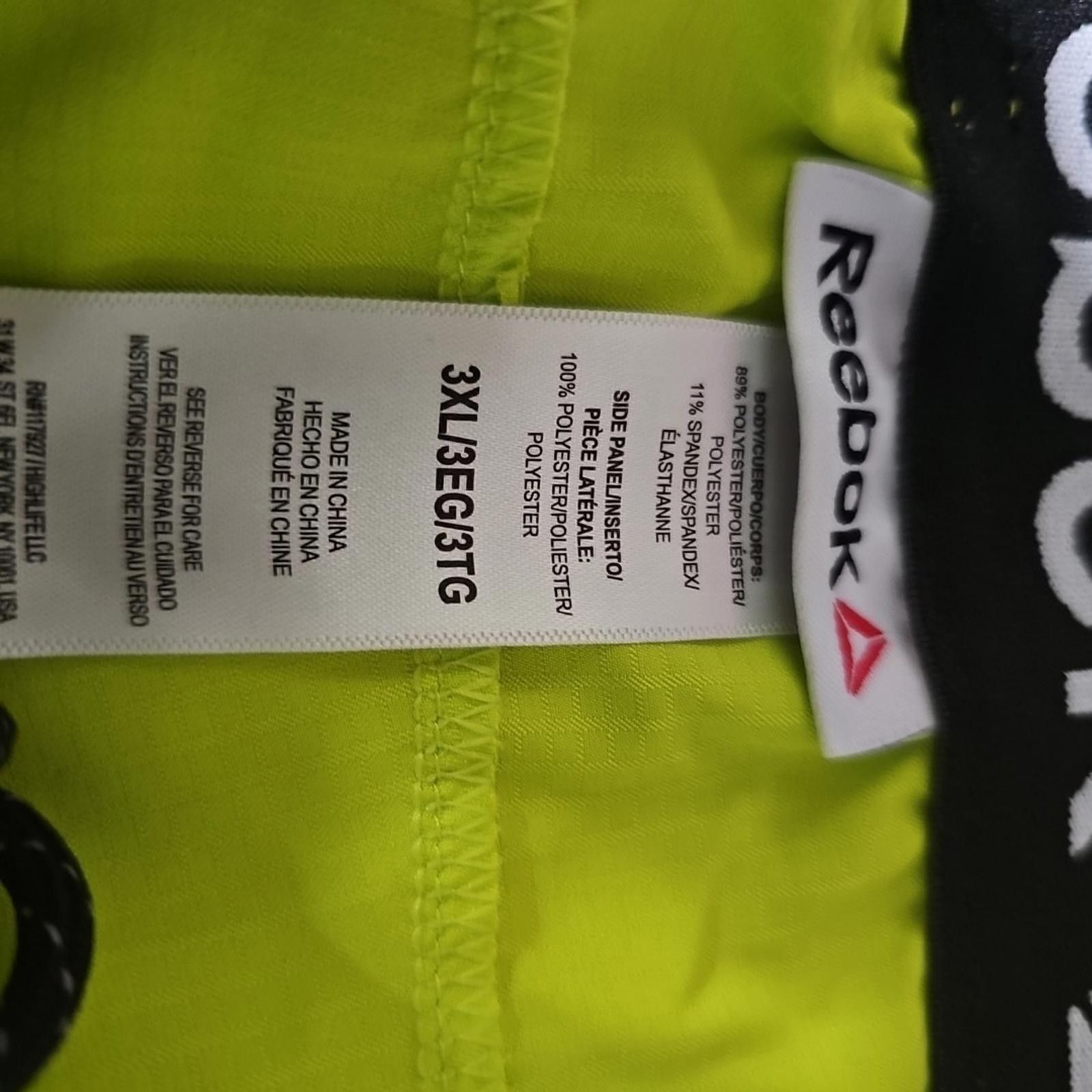 Reebok Reebok 3XL Neon Green Shorts Size US 44 / EU 60 - 4 Thumbnail