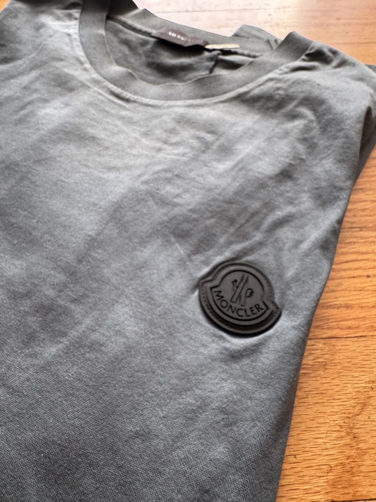 Moncler Moncler Logo back hit Size US M / EU 48-50 / 2 - 2 Thumbnail