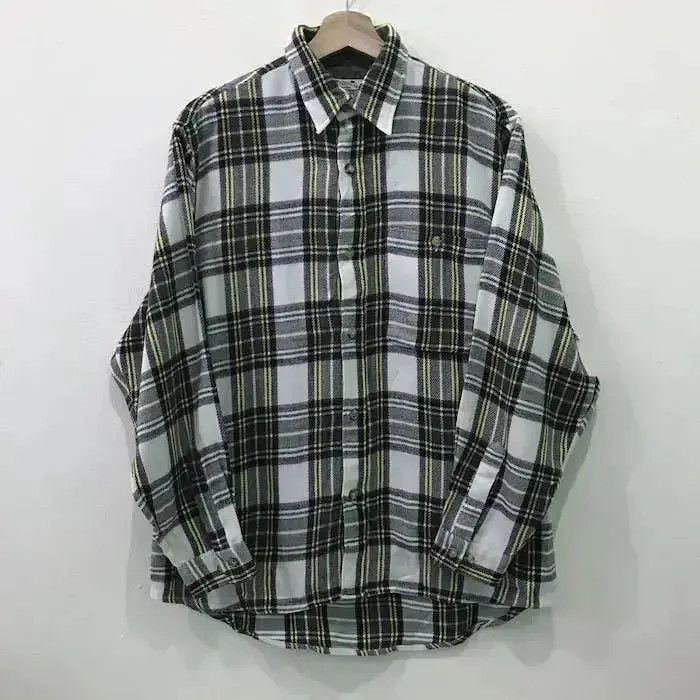 Japanese Brand Vintage Tass Finder Plaid Tartan Flannel Shirt Size US L / EU 52-54 / 3 - 2 Thumbnail