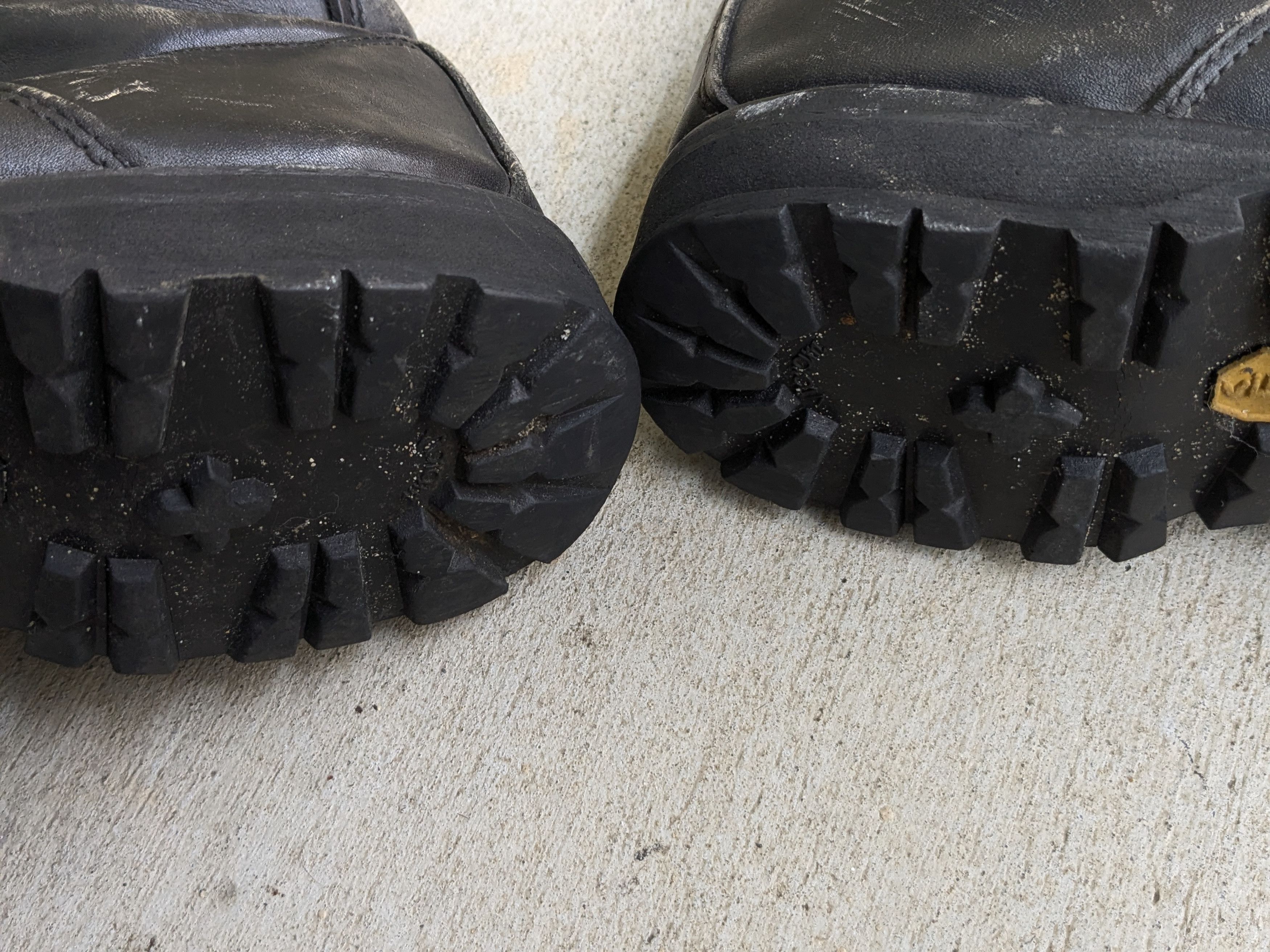 Genuine Leather × Vintage Vintage Boots Black Leather 10 Wide Work Rubber Combat Size US 10 / EU 43 - 19 Thumbnail