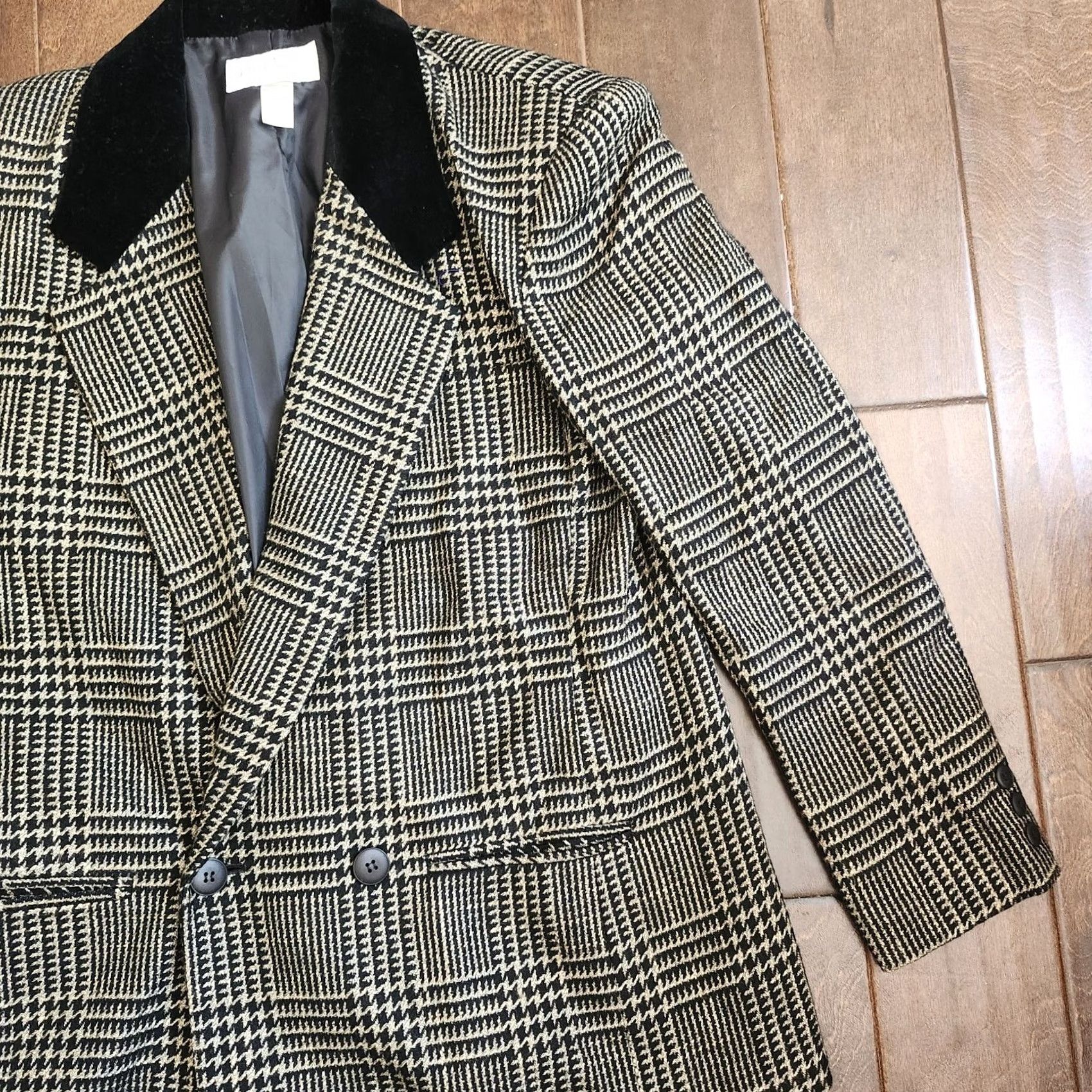 Lord & Taylor Lord & Taylor Women Jacket Multicolor Plaid Velvet Collar Wool 8 Regular Dry Clean Only Button Long Sleeve Women's Jacket Size M / US 6-8 / IT 42-44 - 4 Thumbnail