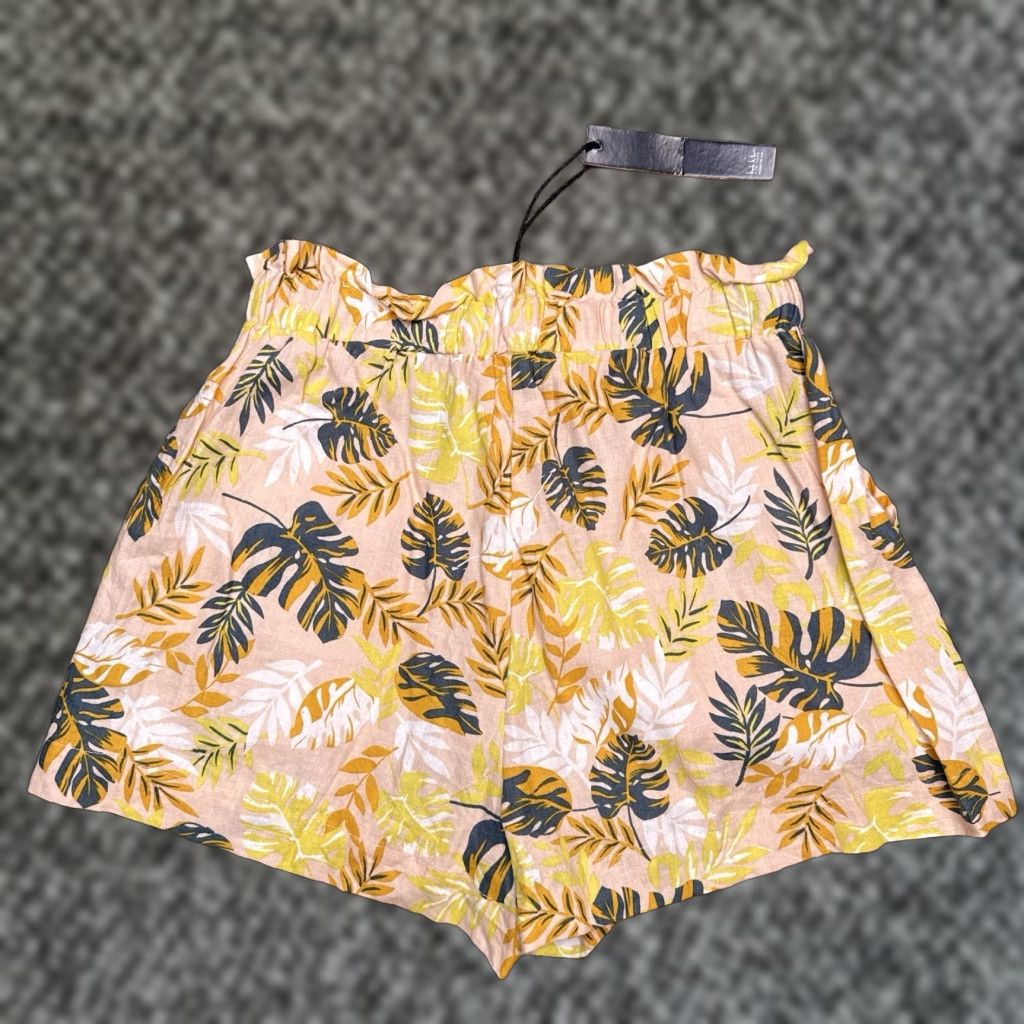 Nicole Miller Nicole Miller Paperbag Linen Shorts Womens Medium Yellow Flowers Knit Size 32" / US 10 / IT 46 - 1 Thumbnail