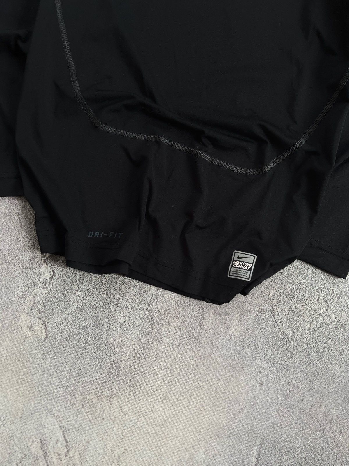 Nike Nike Pro Combat Long Sleeve Top Compression Dri-Fit Size M Size US M / EU 48-50 / 2 - 2 Thumbnail