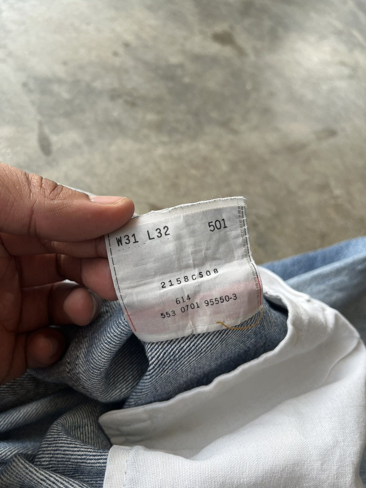 Levi's Vintage Levis 501 distressed faded blue button fly 553 Size US 30 / EU 46 - 10 Thumbnail