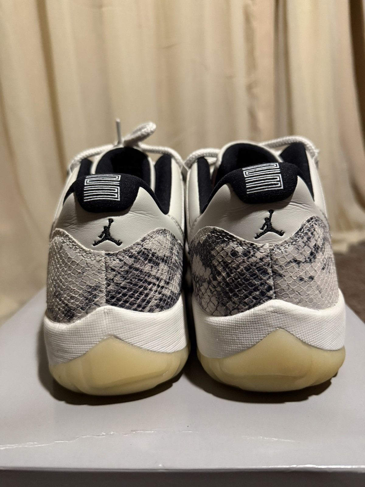 Jordan Brand Air jordan 11 low snakeskin lightbone Size US 11.5 / EU 44-45 - 3 Thumbnail
