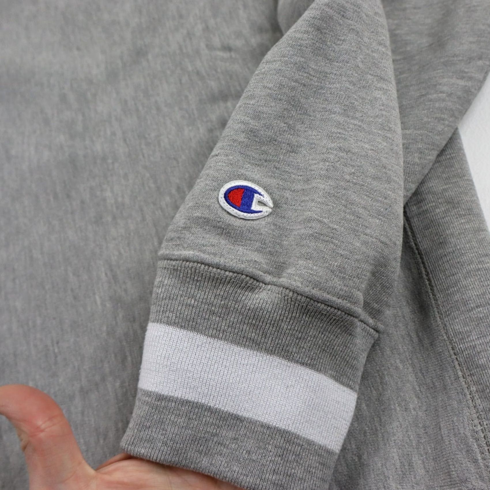 Champion VINTAGE Champion Illinois Sweatshirt Mens 2XL Gray Heavyweight Pullover Crewneck Graphic Print Illini 90s 80s Sweatshirt Size US XXL / EU 58 / 5 - 7 Thumbnail