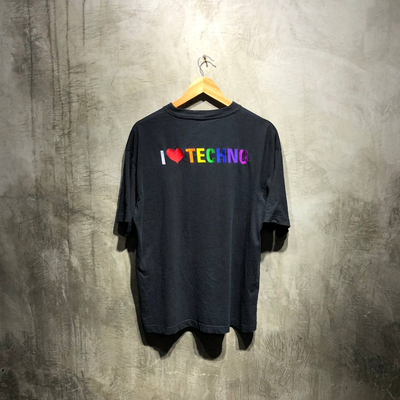 Balenciaga Balenciaga “I Love Techno” Embroidered tee Size US L / EU 52-54 / 3 - 1 Thumbnail