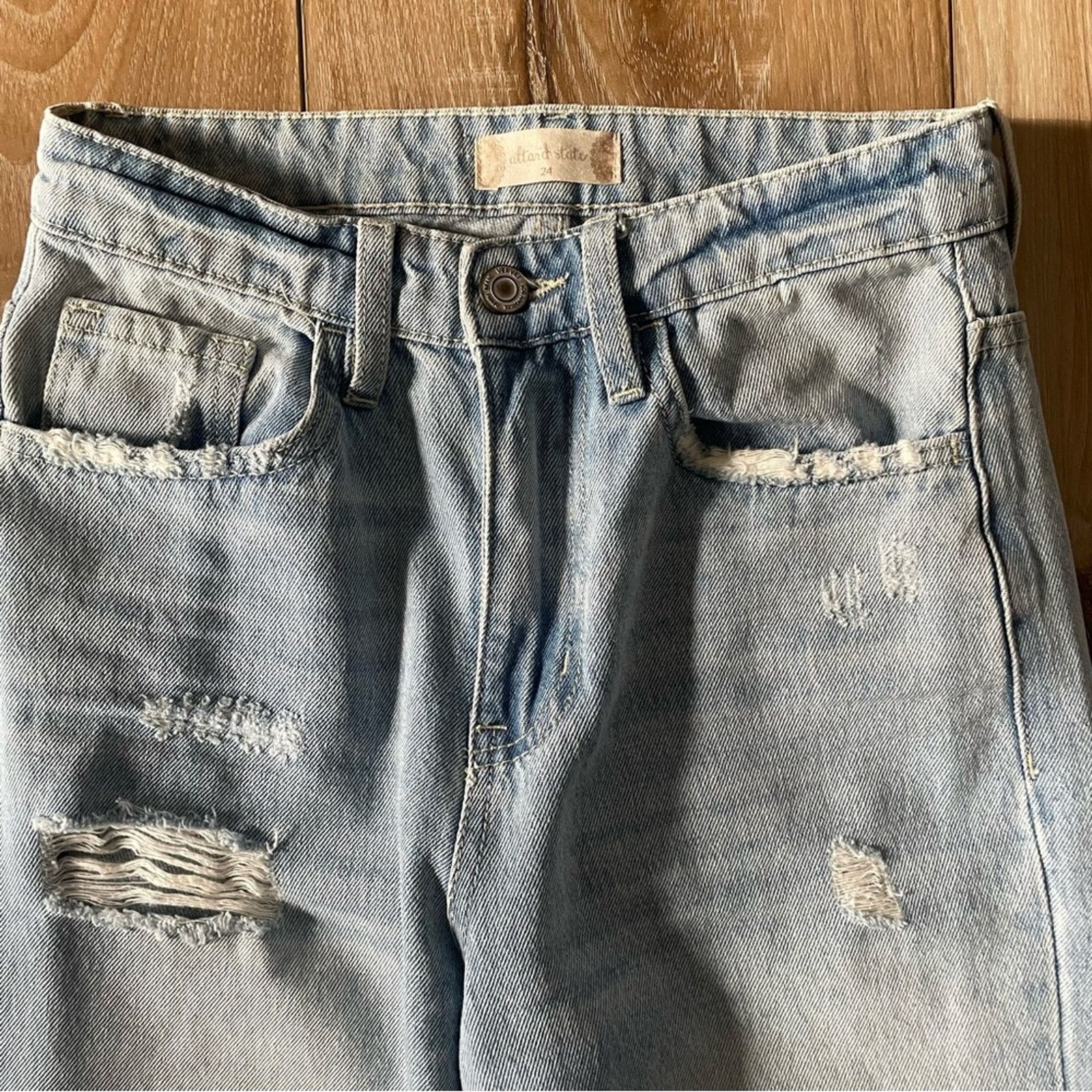 Other Altar’d State 🌺 Kayla Straight Leg Jeans Size 24" / US 00 / IT 34 - 3 Thumbnail