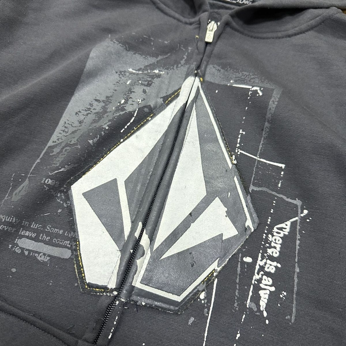 Volcom volcom sk8 grunge zipup hoodie Size US XL / EU 56 / 4 - 2 Thumbnail