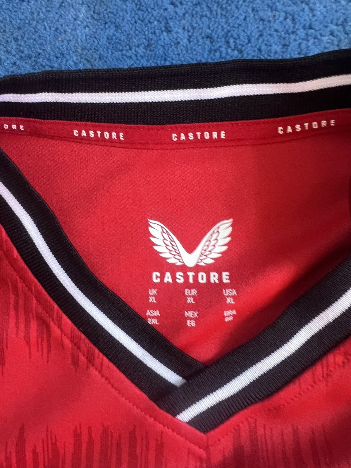 Other 22/23 Bayer Leverkusen Home Kit Size US XL / EU 56 / 4 - 5 Thumbnail