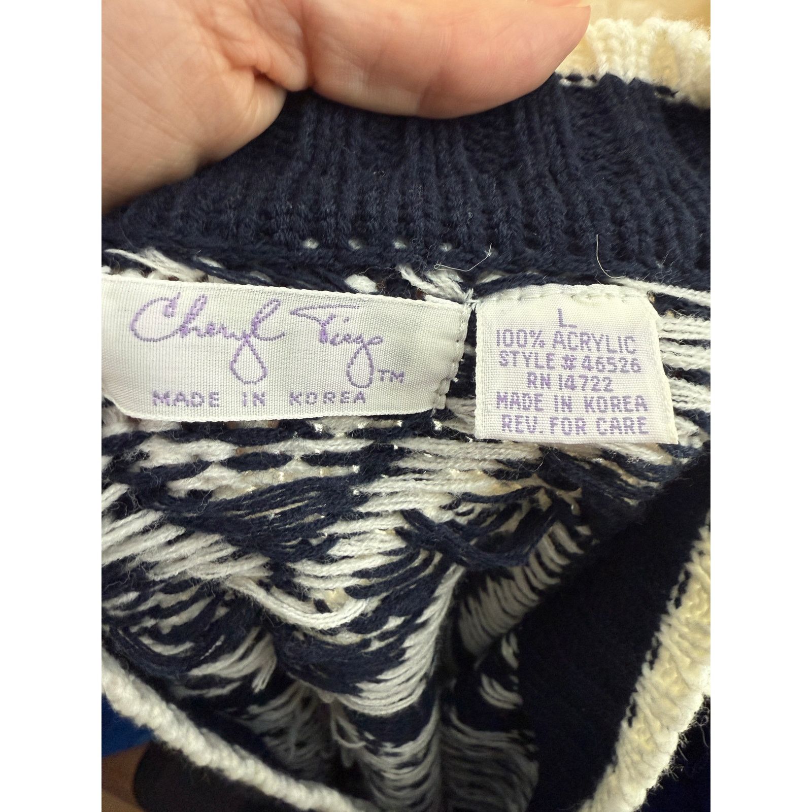 Vintage Vintage Cheryl Tiegs Navy White Pullover Jumper Sweater L Size L / US 10 / IT 46 - 2 Thumbnail