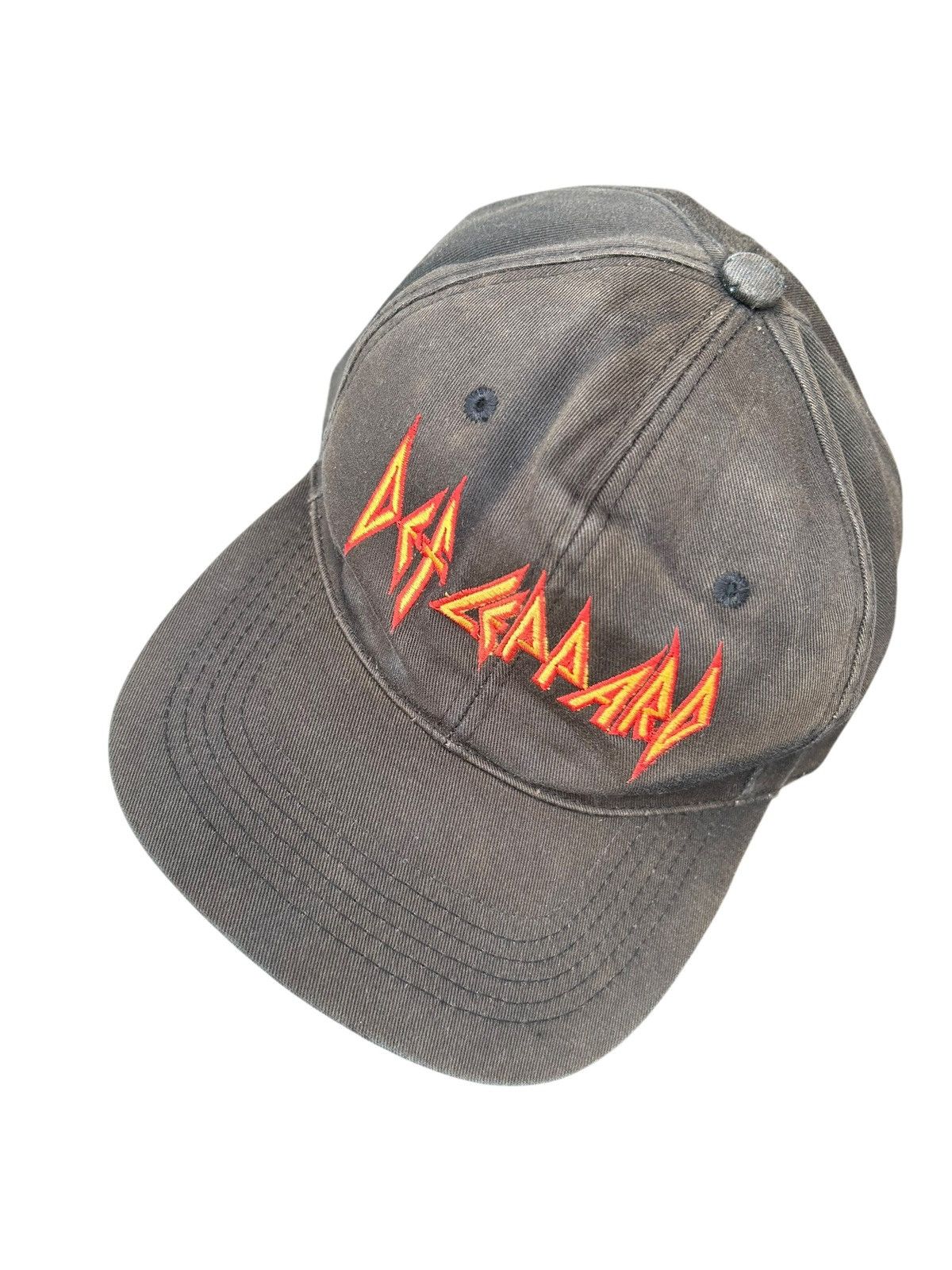 Def Leppard Sunfaded Vintage Def Leppard Rock Band Hats Rare ☠️🔥 Size ONE SIZE - 3 Thumbnail