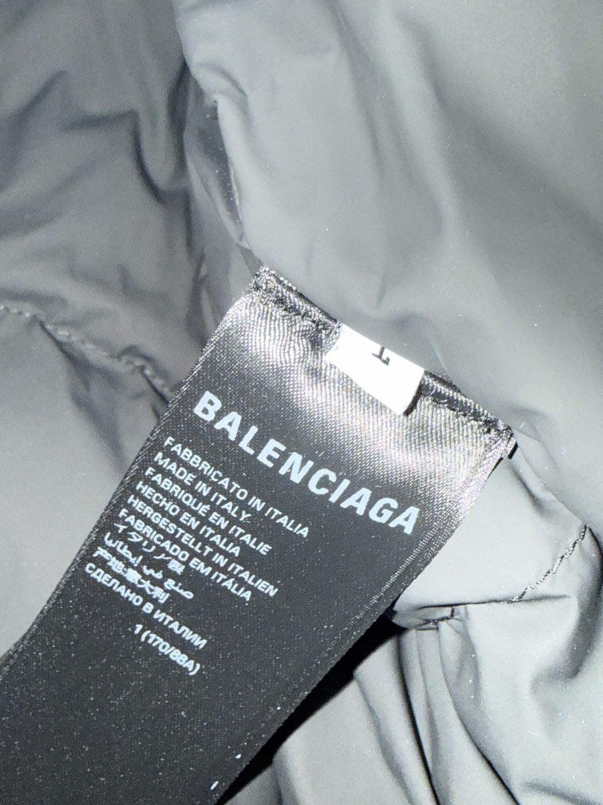 Balenciaga Balenciaga puffy jacket size 1 Size US S / EU 44-46 / 1 - 8 Thumbnail